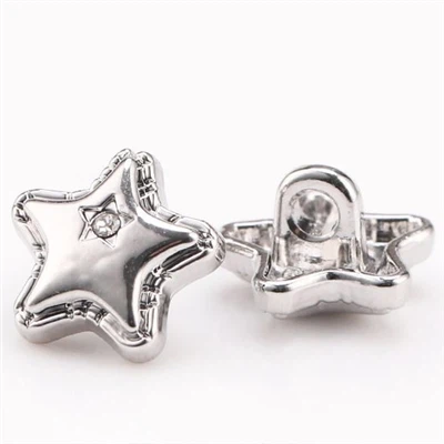Botão de metal em forma de estrela